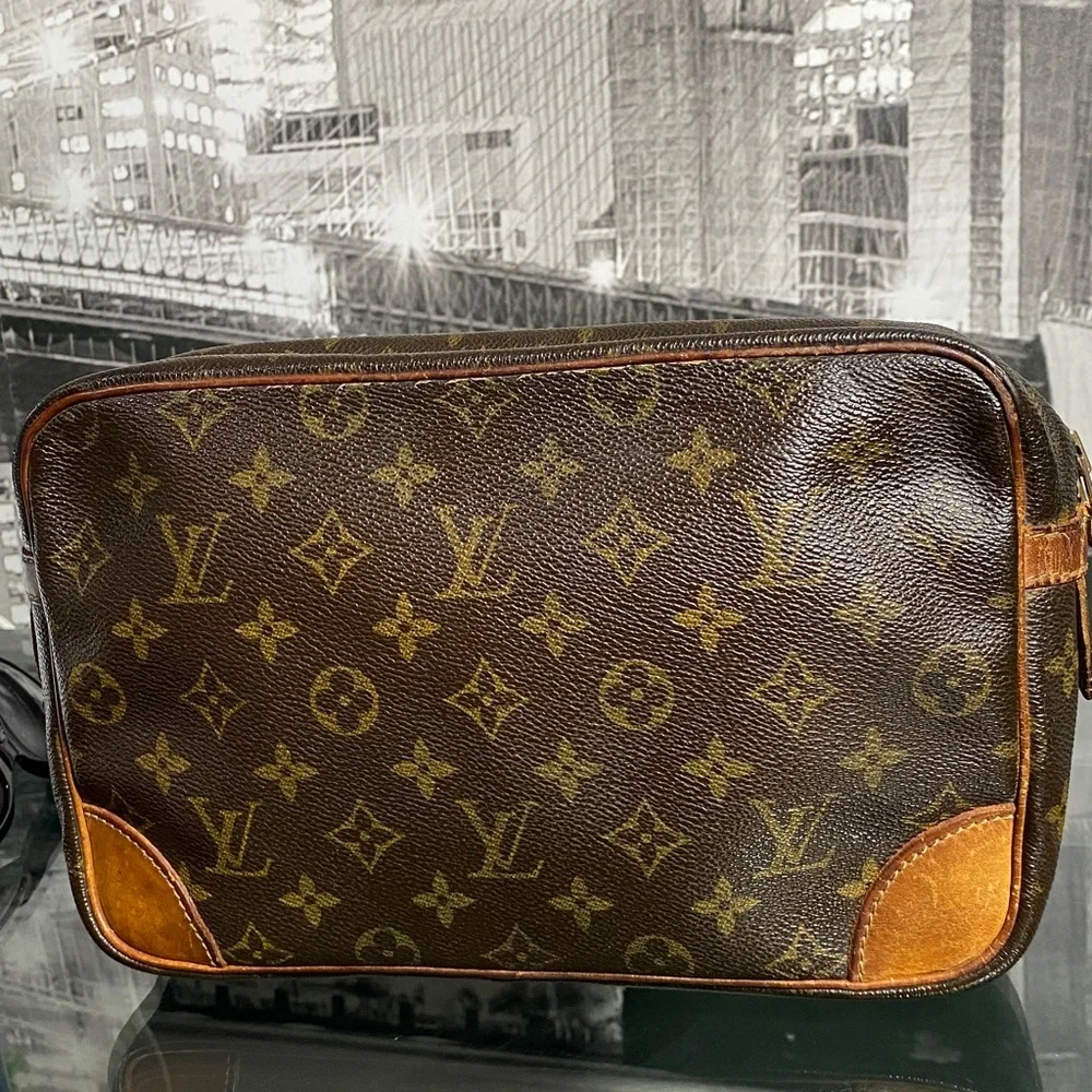 Louis Vuitton authentic louis